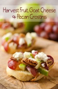 Harvest Fruit, Goat Cheese & Pecan Crostinis - Lavibu - A fantastic appetizer recipe for the holidays!