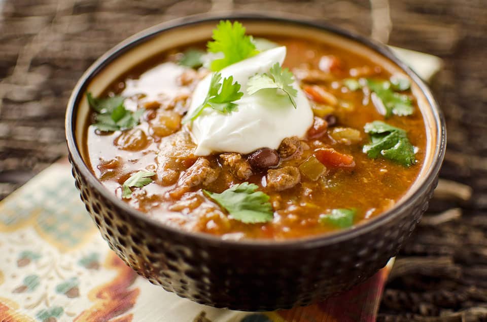 Healthy Crock Pot Taco Soup - Lavibu