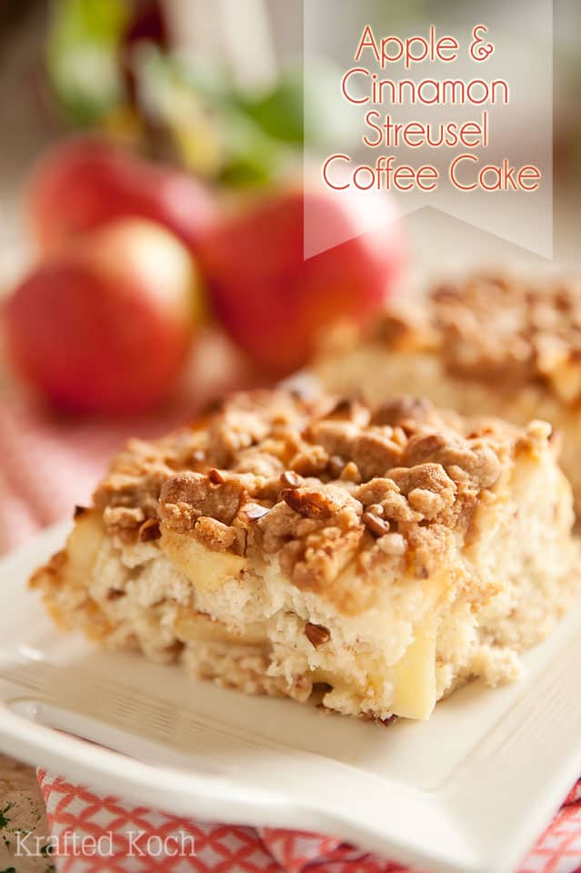 Apple & Cinnamon Streusel Coffee Cake - Lavibu - An easy breakfast coffe cake recipe that starts with a box mix and amps it up with fresh apples, sour cream and pecans!