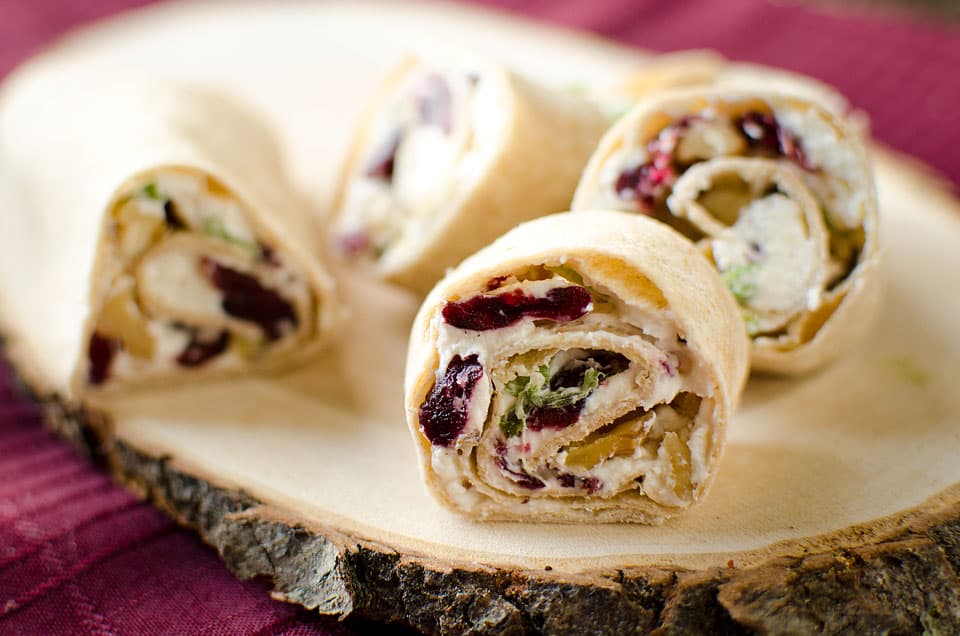 Cranberry & Whipped Feta Pinwheels - Lavibu - A perfectly simply and delicious appetizer recipe for the holidays!