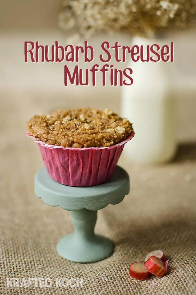 Rhubarb Streusel Muffins - Lavibu