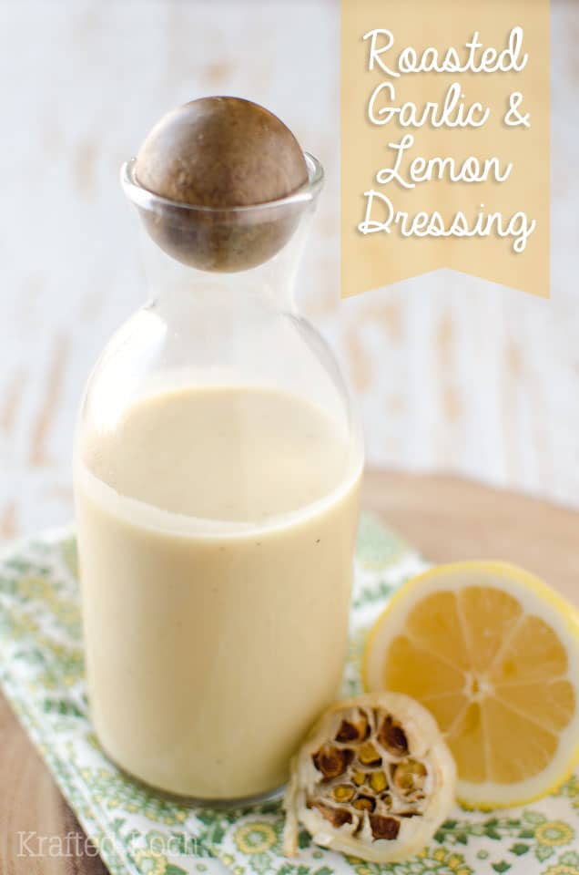 Roasted Garlic & Lemon Dressing - Lavibu - A healthy vinaigrette recipe loaded with bold roasted garlic and fresh lemon for the perfect salad dressing. #Vinaigrette #SaladDressing #Healthy #Light #Recipe