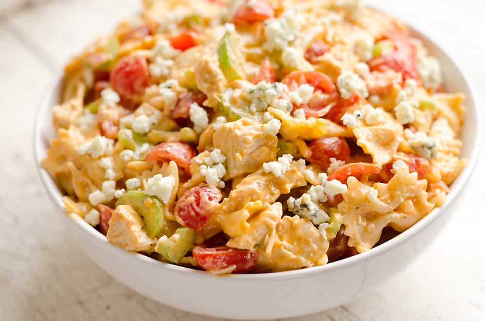 Buffalo-Ranch-Chicken-Pasta-Salad---The-Creative-Bite-1-copy